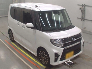 DAIHATSU TANTO 2021