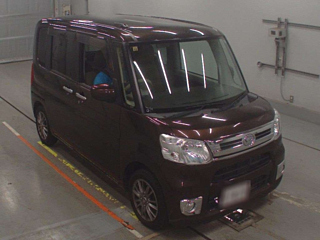 DAIHATSU TANTO 2014