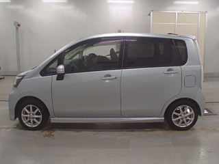 DAIHATSU MOVE 2013