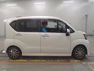 DAIHATSU MOVE 2019