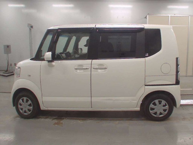 HONDA N BOX 2013