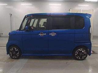 HONDA N BOX 2017