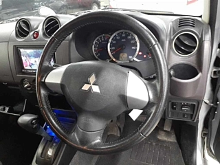 MITSUBISHI PAJERO MINI 2012