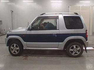 MITSUBISHI PAJERO MINI 2012