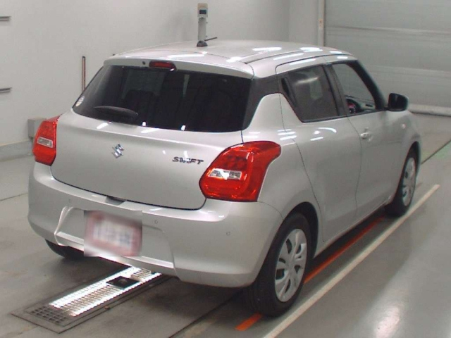 SUZUKI SWIFT 2021