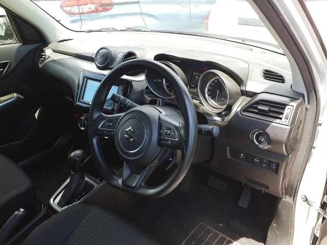 SUZUKI SWIFT 2021