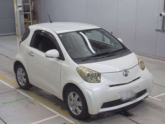 TOYOTA IQ 2009