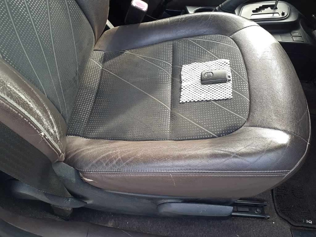TOYOTA IQ 2009