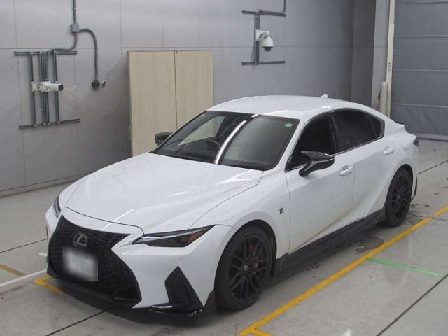 LEXUS IS 2021