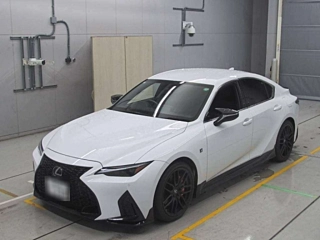 LEXUS IS 2021