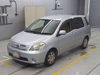 TOYOTA RAUM 2008