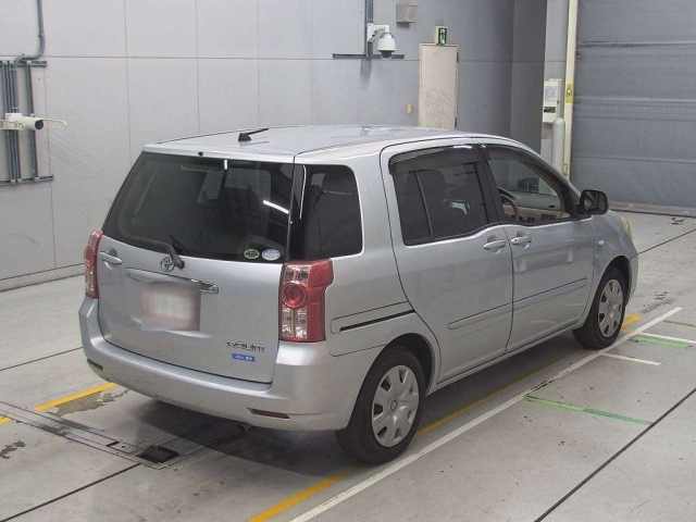TOYOTA RAUM 2008