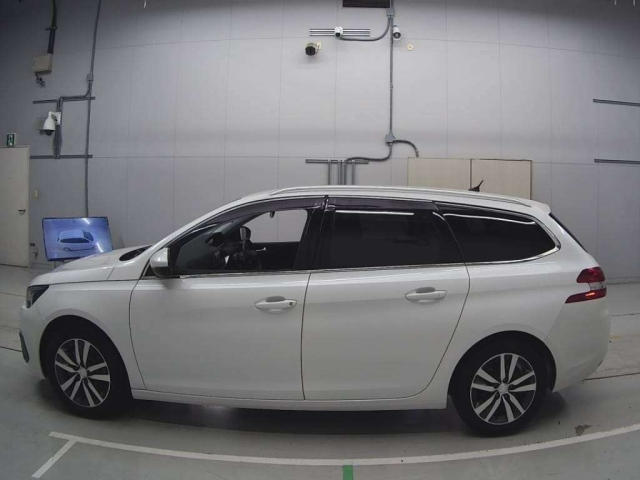 PEUGEOT 308 2018