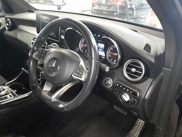 MERCEDES BENZ GLC CLASS 2016