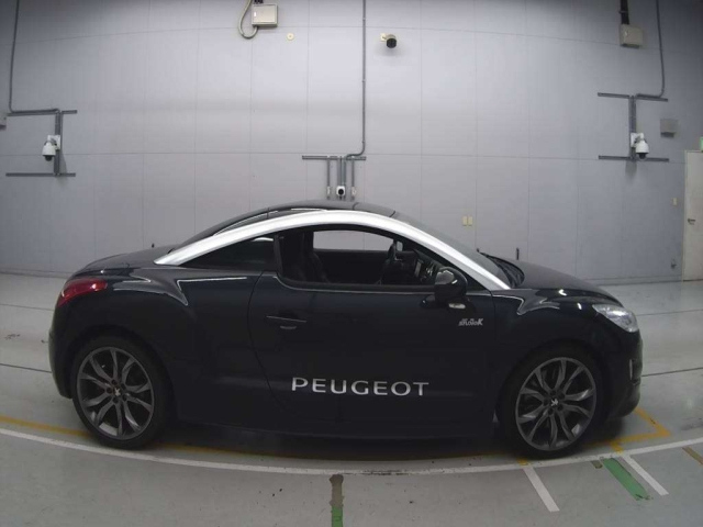PEUGEOT RCZ 2013