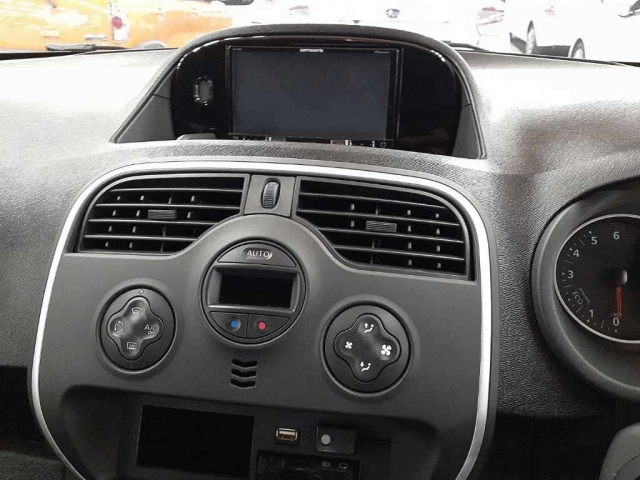 RENAULT KANGOO 2018