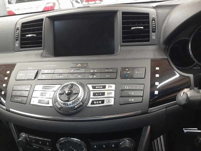 NISSAN FUGA 2008