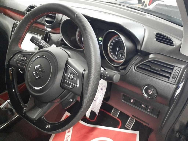 SUZUKI SWIFT 2023