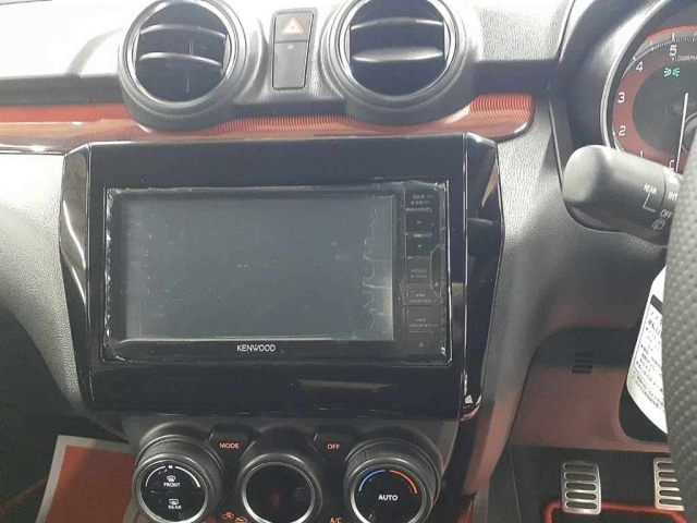SUZUKI SWIFT 2023