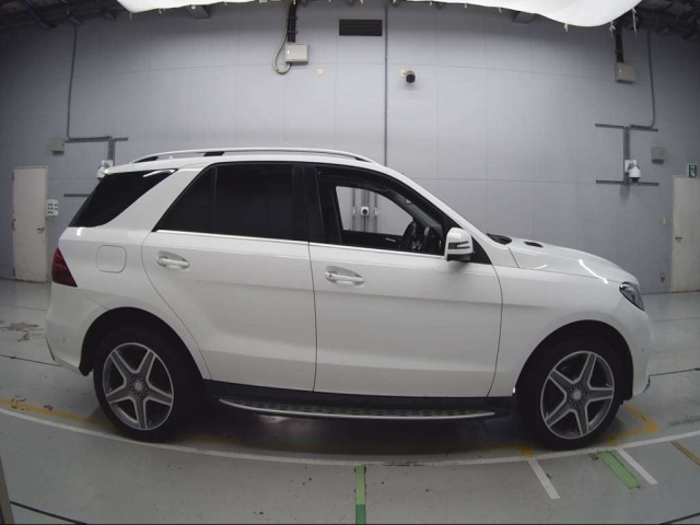 MERCEDES BENZ GLE CLASS 2017