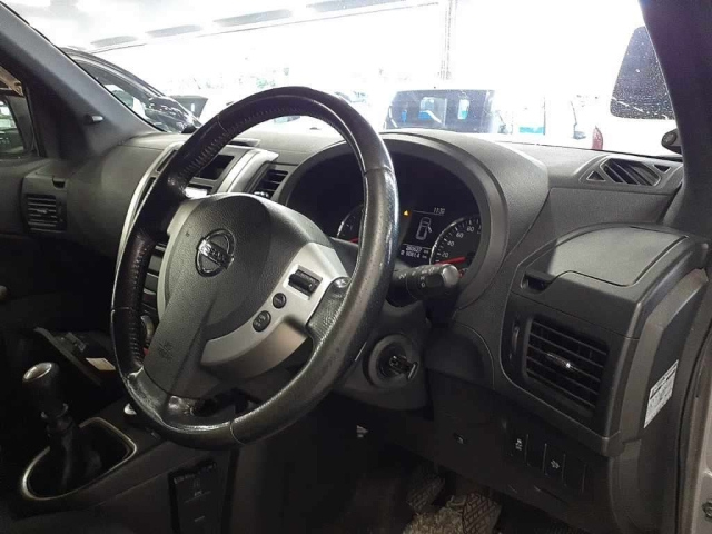 NISSAN X-TRAIL 2011