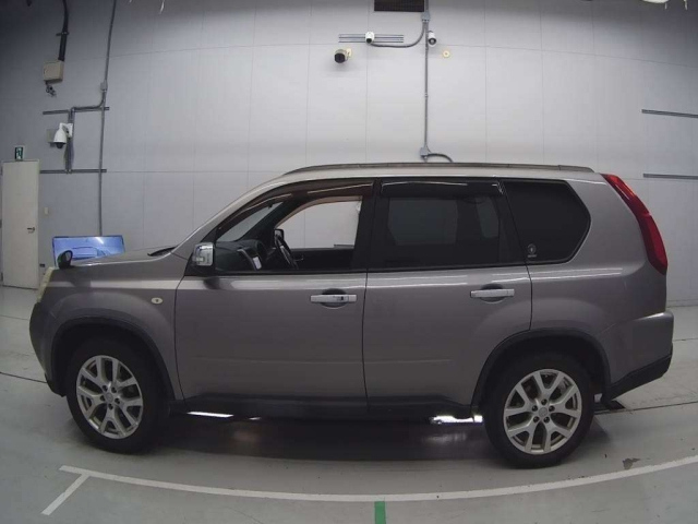 NISSAN X-TRAIL 2011