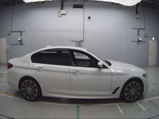 BMW 5 SERIES 2018