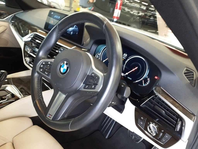 BMW 5 SERIES 2018