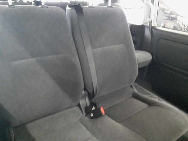 TOYOTA HIACE 2018
