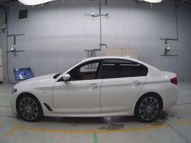 BMW 5 SERIES 2018