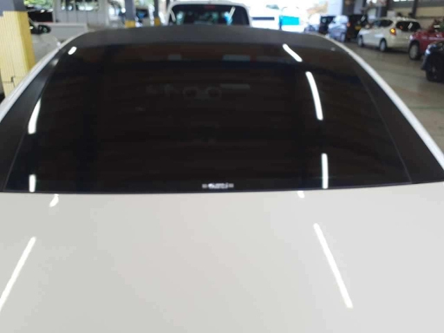 MERCEDES BENZ SL SERIES 2009