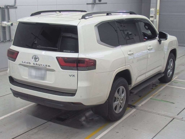TOYOTA LAND CRUISER 2023