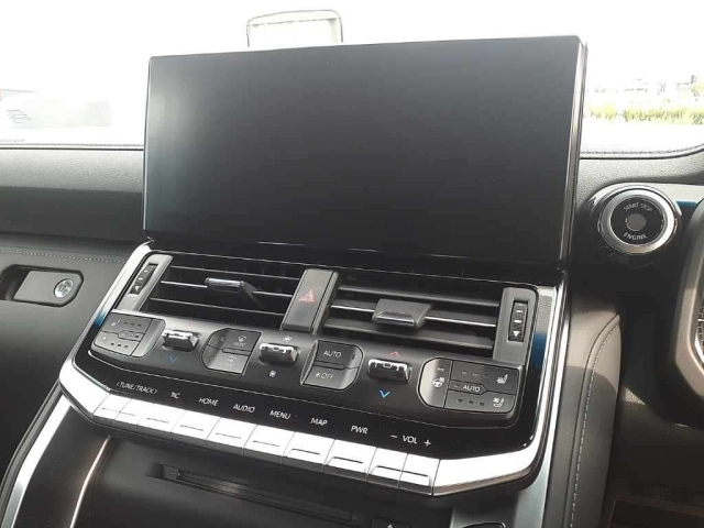 TOYOTA LAND CRUISER 2023