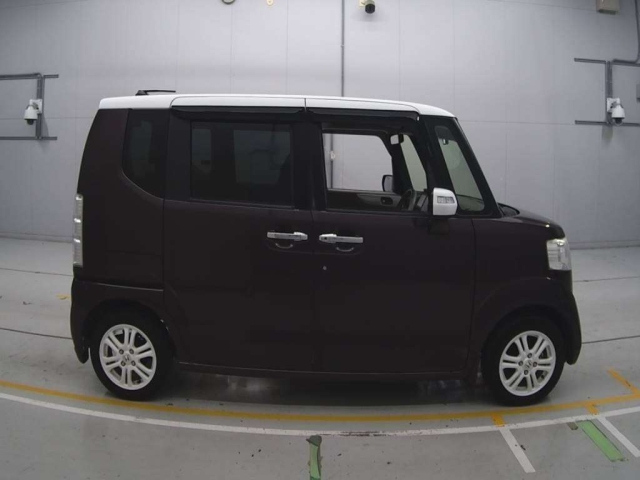 HONDA N BOX 2015