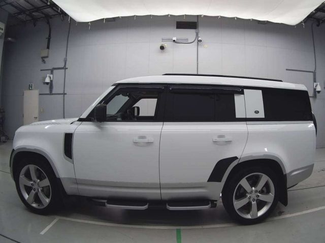ROVER DEFENDER 2022
