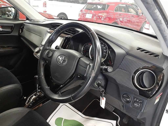TOYOTA COROLLA FIELDER 2013