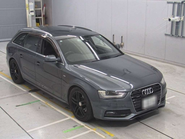 AUDI A4 2013