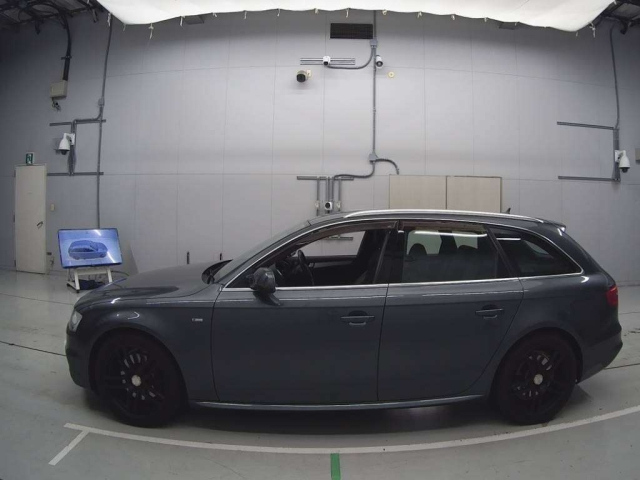 AUDI A4 2013