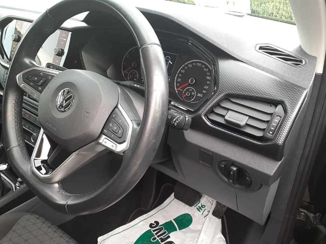 VOLKSWAGEN T-CROSS 2020