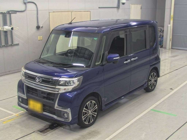 DAIHATSU TANTO 2016
