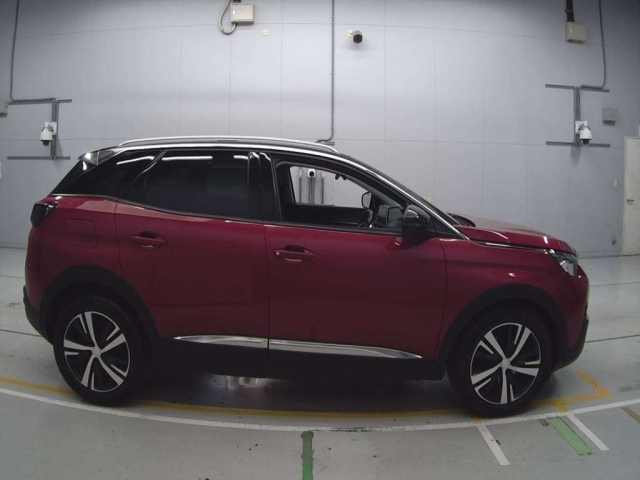 PEUGEOT 3008 2019