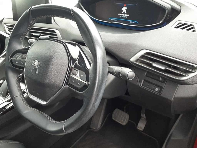 PEUGEOT 3008 2019