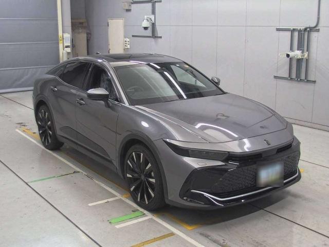 TOYOTA CROWN CROSSOVER 2023