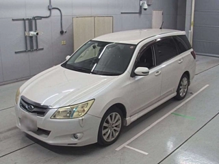 SUBARU EXIGA 2010