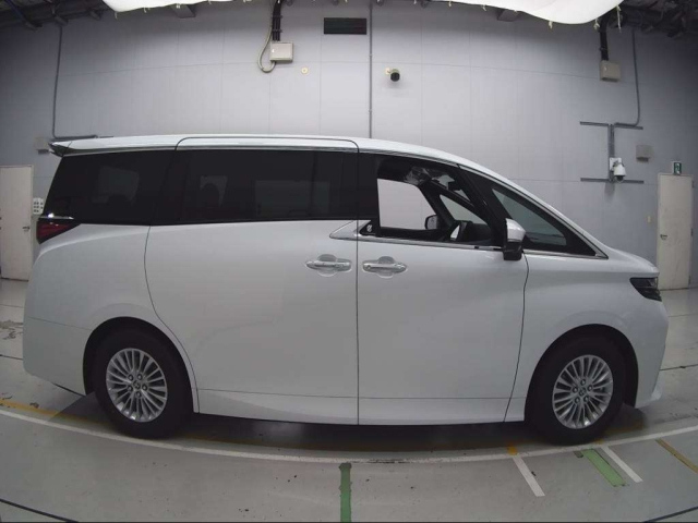 TOYOTA ALPHARD 2025