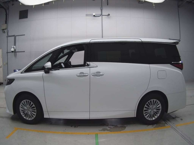 TOYOTA ALPHARD 2025