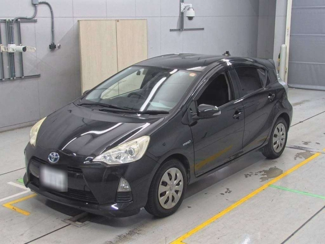 TOYOTA AQUA 2012