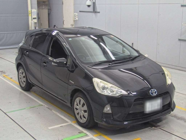 TOYOTA AQUA 2012