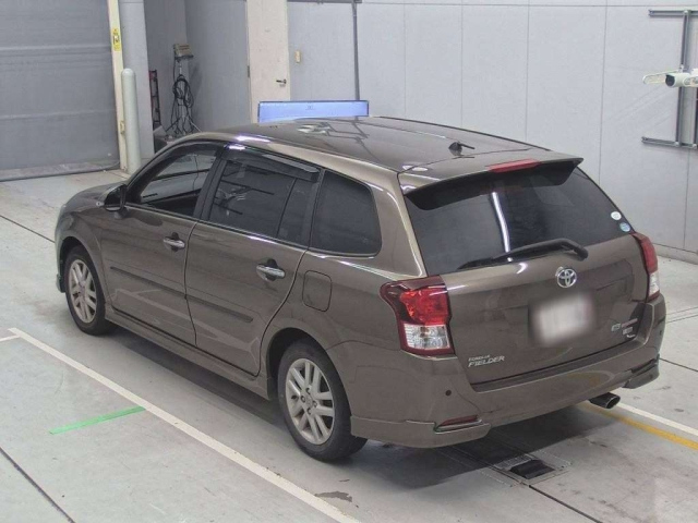 TOYOTA COROLLA FIELDER 2012