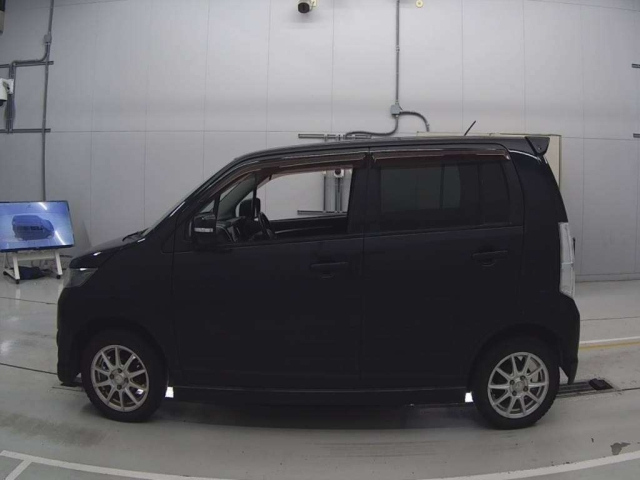 SUZUKI WAGON R 2011